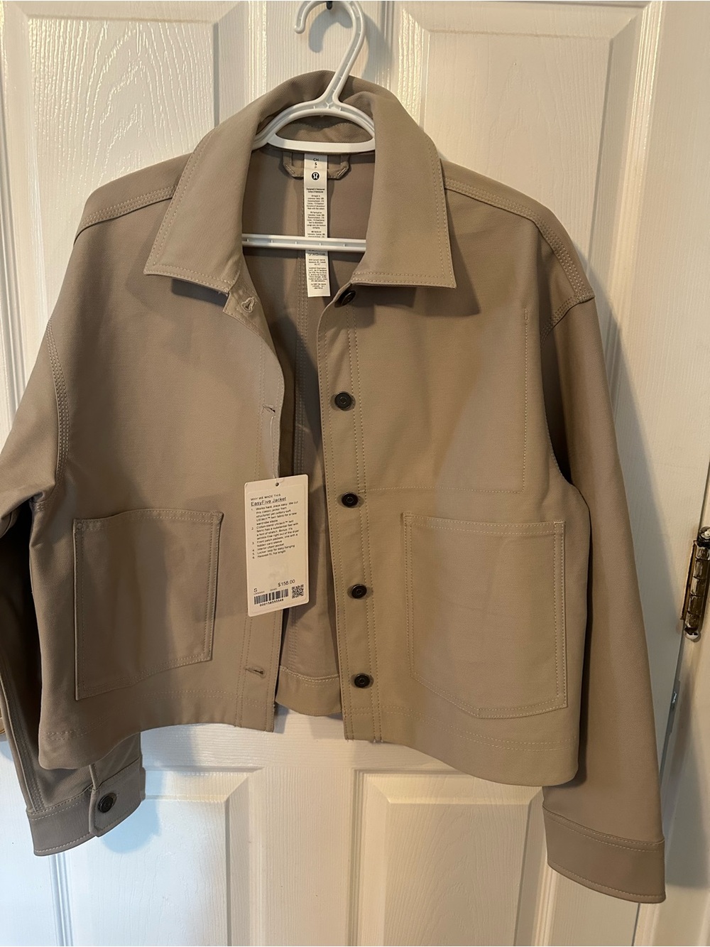 Lululemon EasyFive Jacket, NWT, Tan, Size S